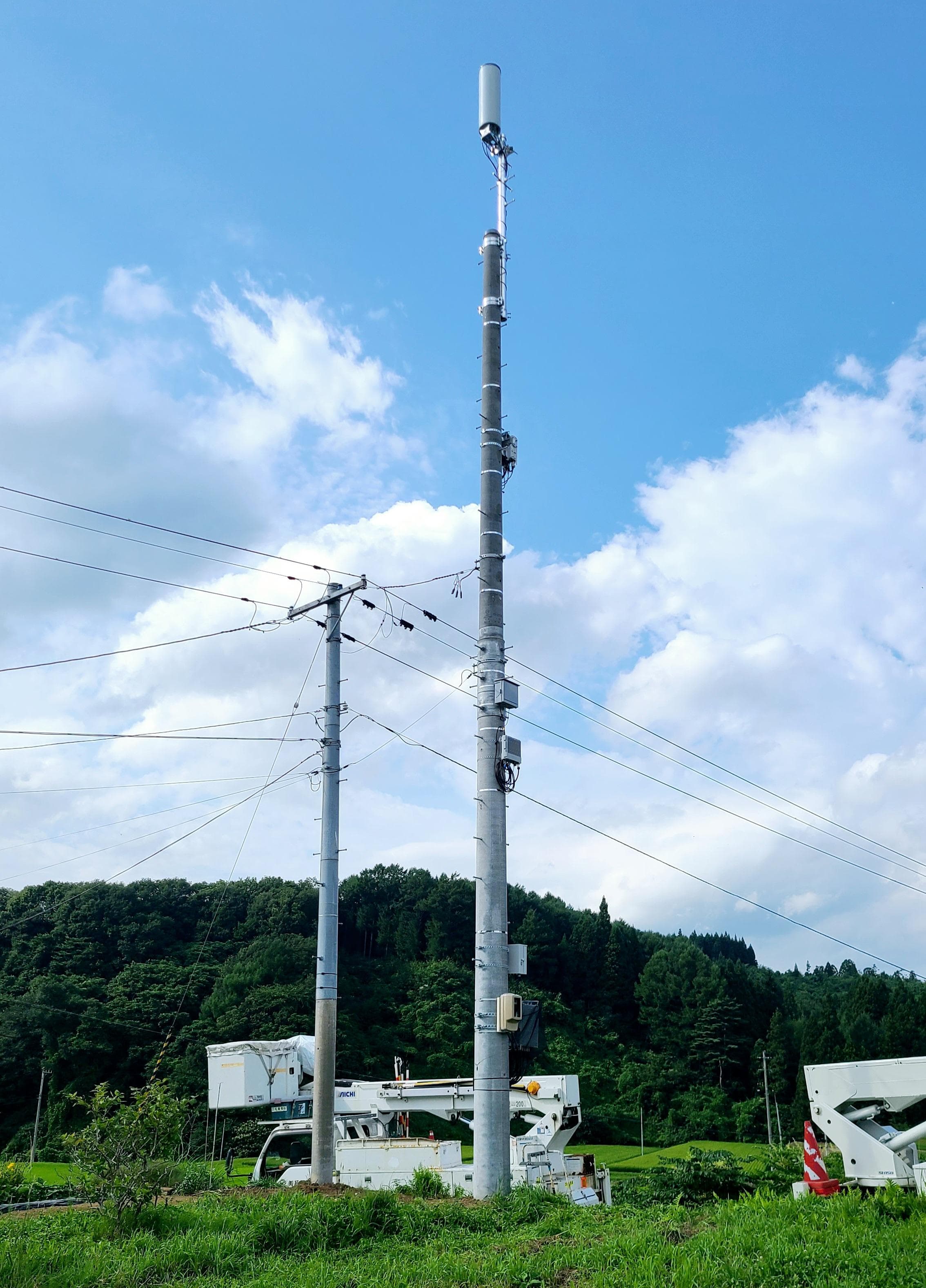 通信・基地局工事の施工風景写真